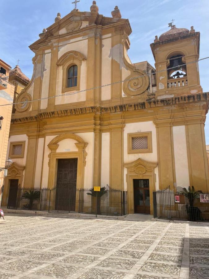 Hotel Domus Federiciana Castellammare del Golfo Exterior foto